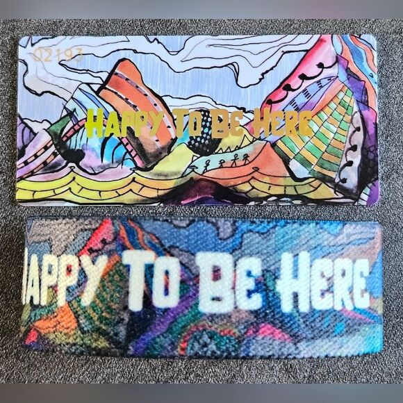 ZOX "HAPPY TO BE HERE" #2193 gold foil collectible new medium sold out wristband - Picture 2 of 3